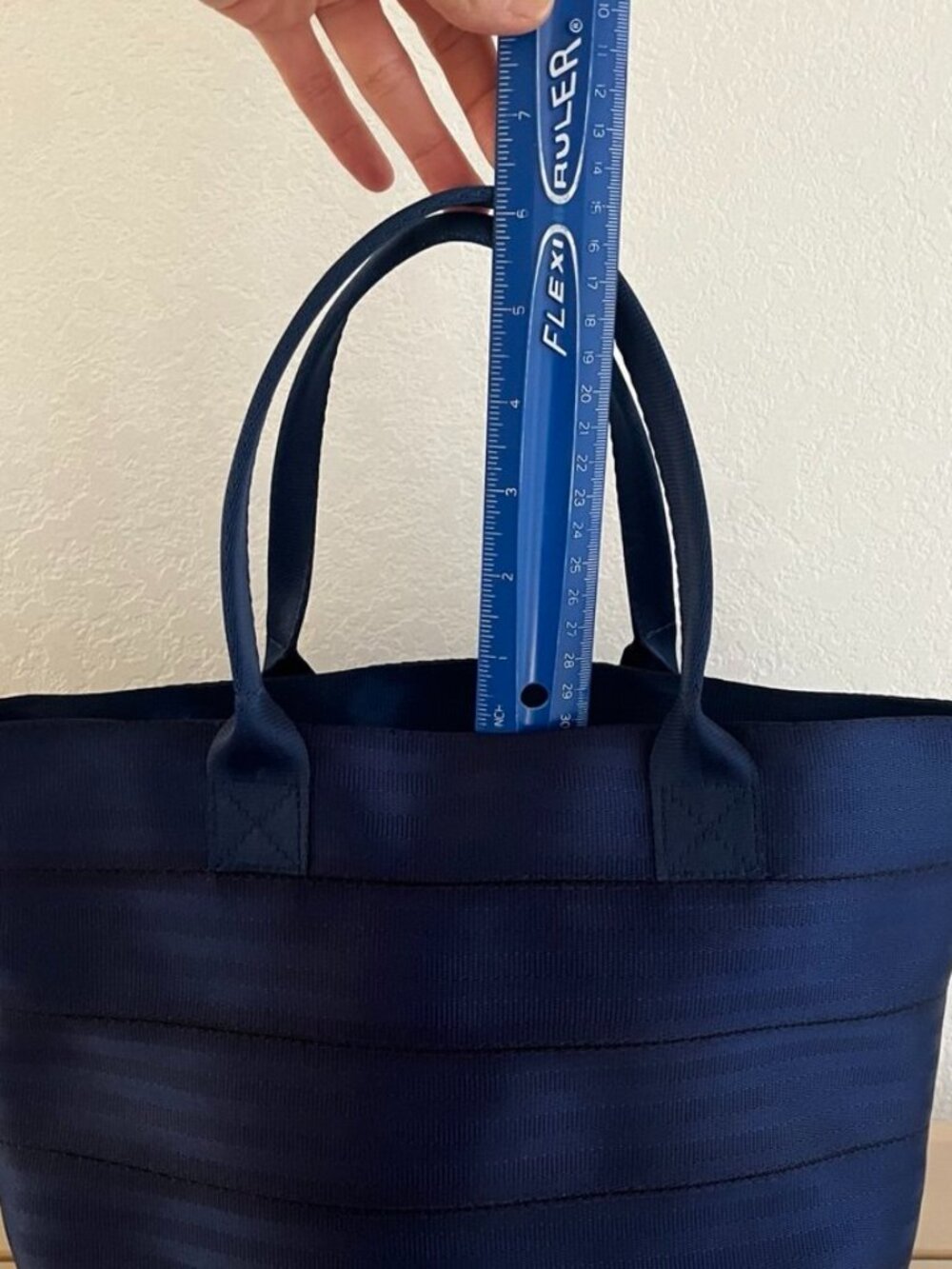 Harveys Mini Streamline Top Handle Tote - Picture 7 of 8